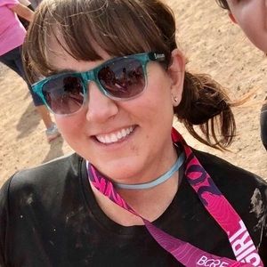 Meet your Posher, Holly